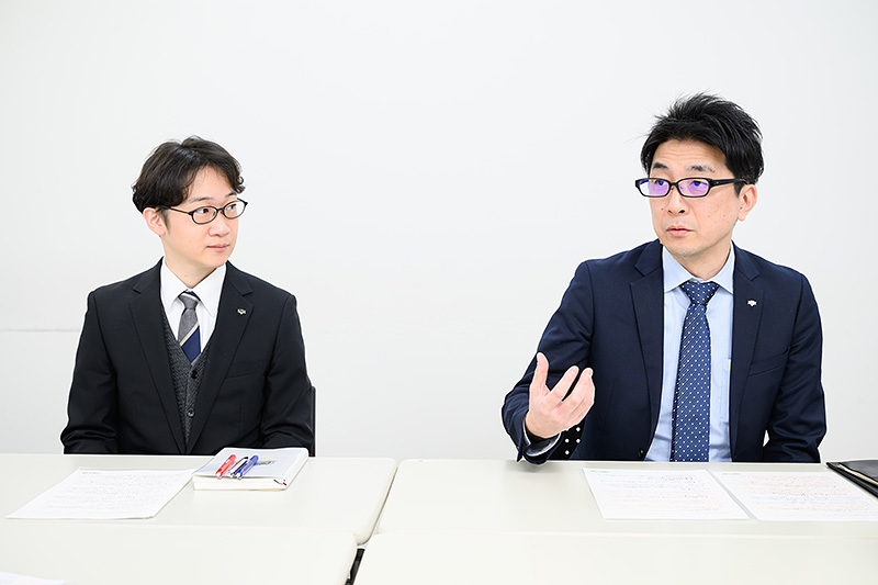 管理部 髙橋 様と源 様